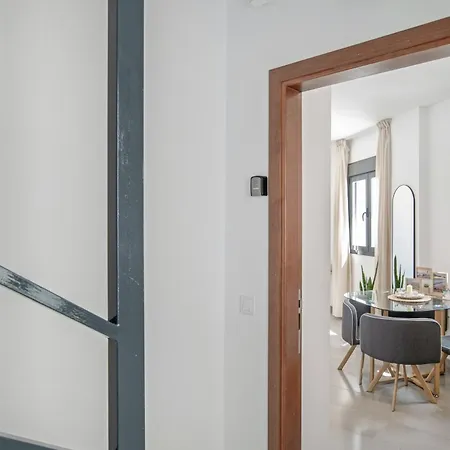 Apartment Cervantes Homes No1 *